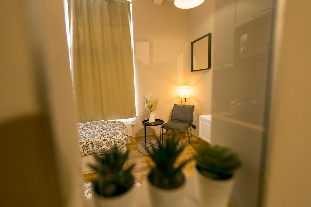 Golden Dove Luxury Aparts Bruselas Exterior foto